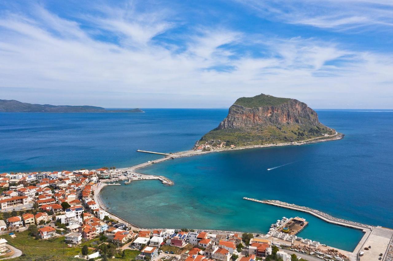 Mare E Pietra Villa Monemvasía Exteriör bild