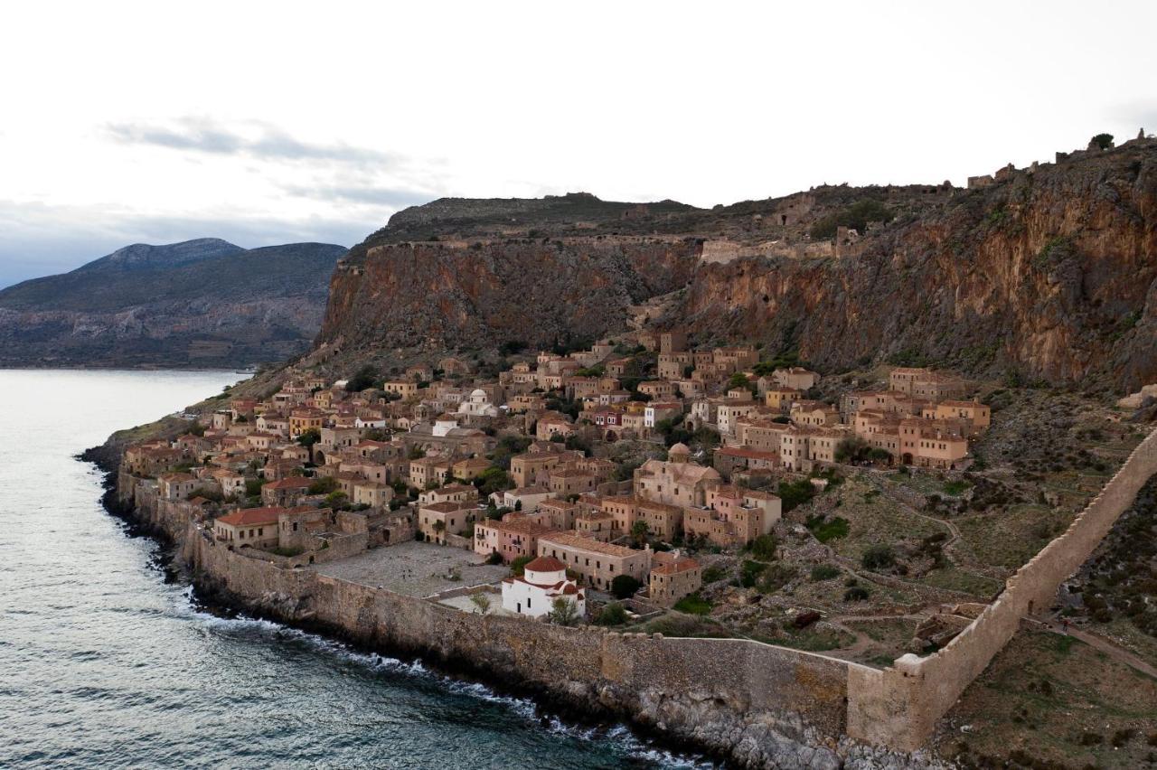 Mare E Pietra Villa Monemvasía Exteriör bild
